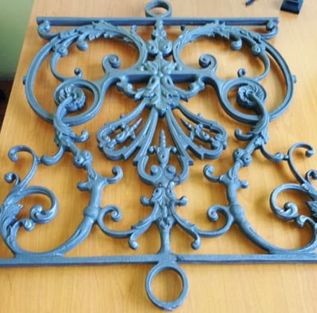 Balustrade, sierlijke leuning in gietijzer - Thumbnail 3